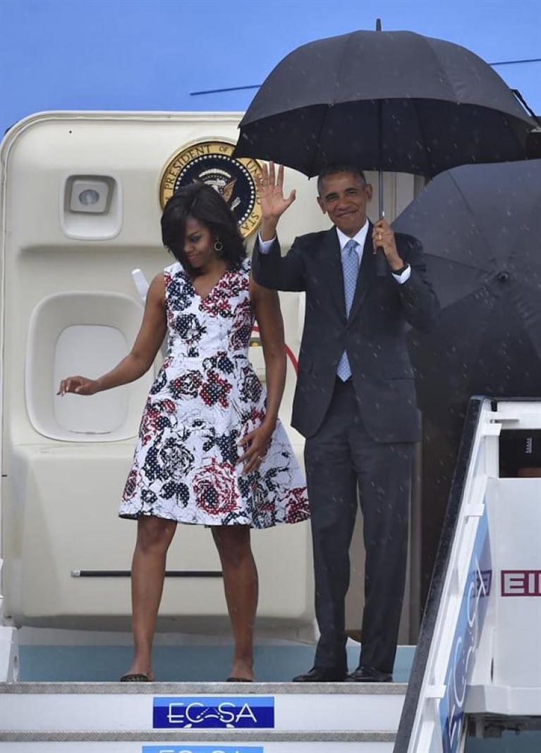 Se agotó el modelo del vestido que  Michelle Obama usó en La Habana