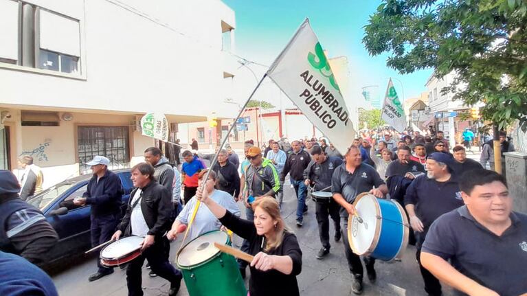 Se agudiza el conflicto del Suoem en las calles. Foto: Pablo Olivarez/El Doce.