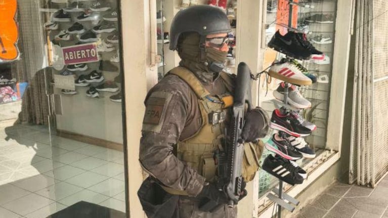 Se allanaron dos puntos de venta en pleno centro de la ciudad.