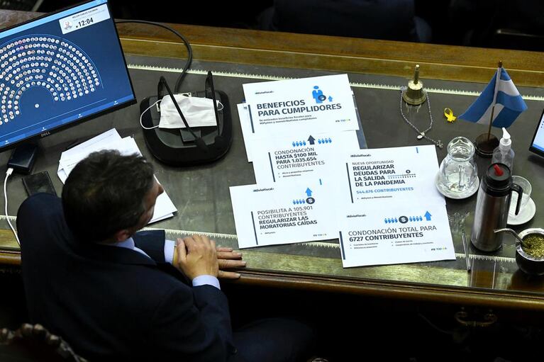 Se beneficiará a 6.727 entidades que quedarán con la cuenta fiscal en cero.