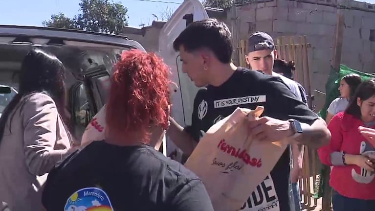 Se concretó la entrega de juguetes a un merendero de Córdoba.