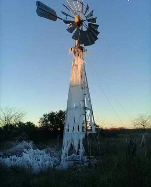 Se congeló un molino en Sacanta. Foto de Nati Doglioli