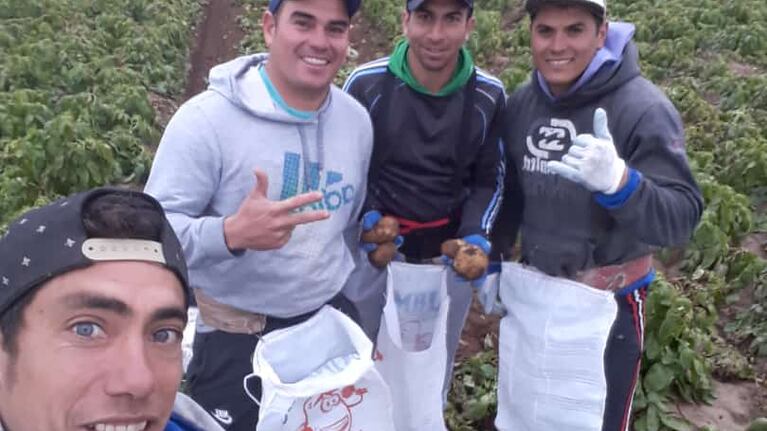 Se dedica a cosechar papas y a partir de diciembre será el Jefe Comunal de su pueblo.
