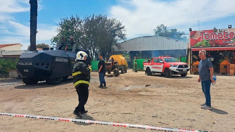 Se desató un incendio detrás de un jardín de infantes en Córdoba: no hubo lesionados