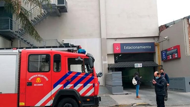 Se desplomó un ascensor en un shopping de Río Cuarto: había el doble de personas permitidas