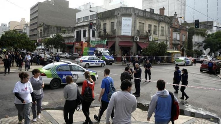 Se escapó en un auto de la policía y fue arrestado por los posteos de su novia