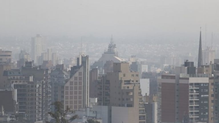 Se esperan jornadas complicadas por la presencia de humo proveniente de incendios del norte del continente.