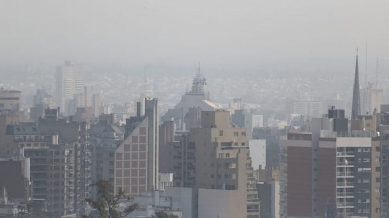 Se esperan jornadas complicadas por la presencia de humo proveniente de incendios del norte del continente.