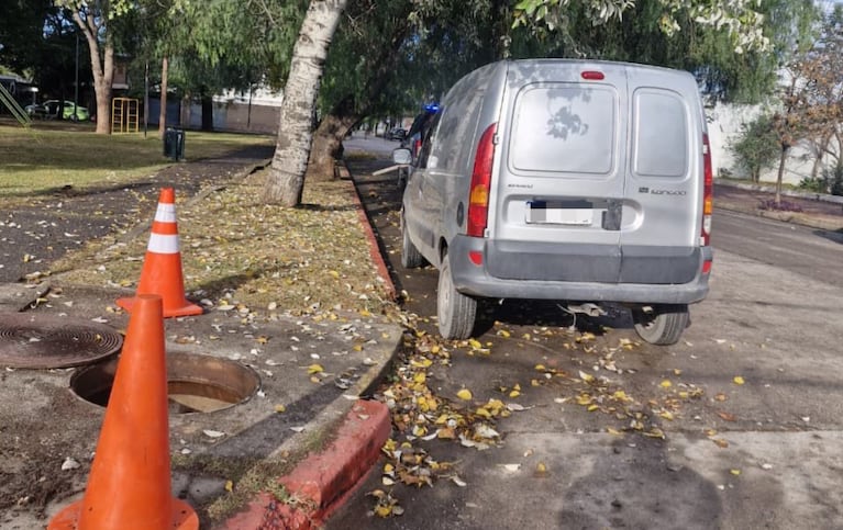Se hicieron pasar por operarios y robaron cables de una cámara subterránea: tres detenidos