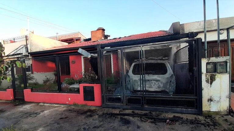 Se incendió su casa mientras dormían: el dolor de una familia que lo perdió todo