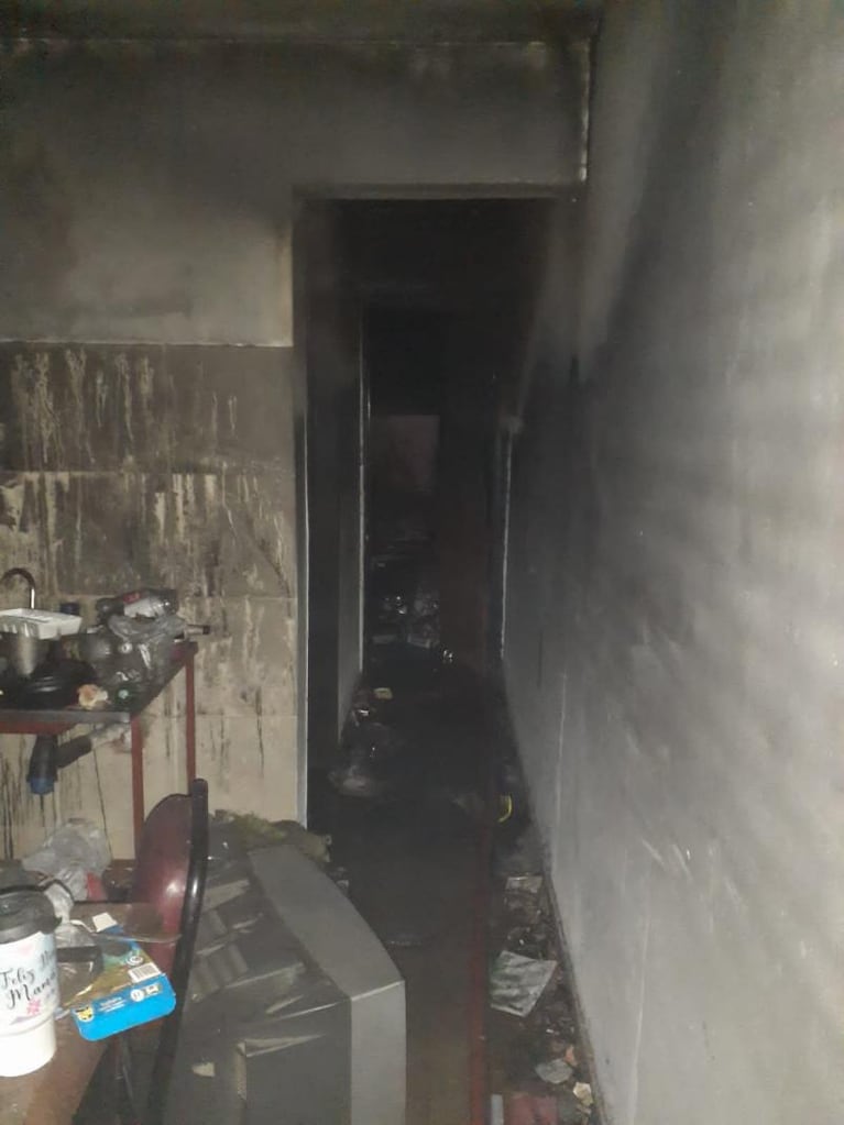 Se incendió su habitación mientras dormía y murió