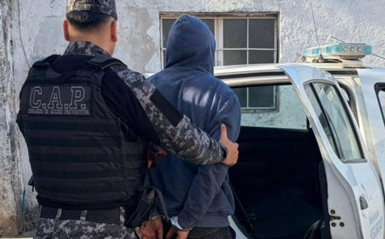Se incendió una casa, encontraron a un joven golpeado y la causa dio un giro: investigan un secuestro