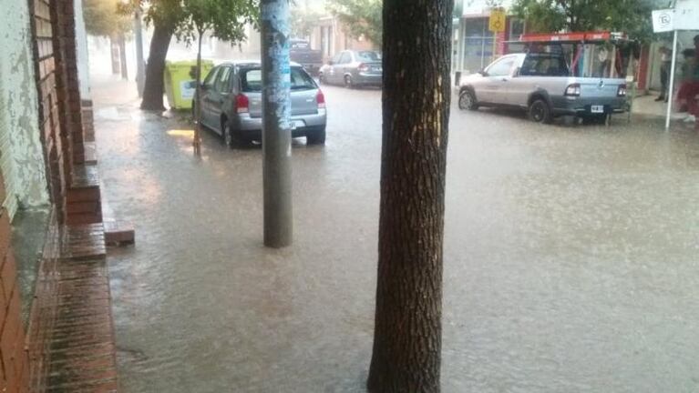 Se inundó la escuela de Deán Funes