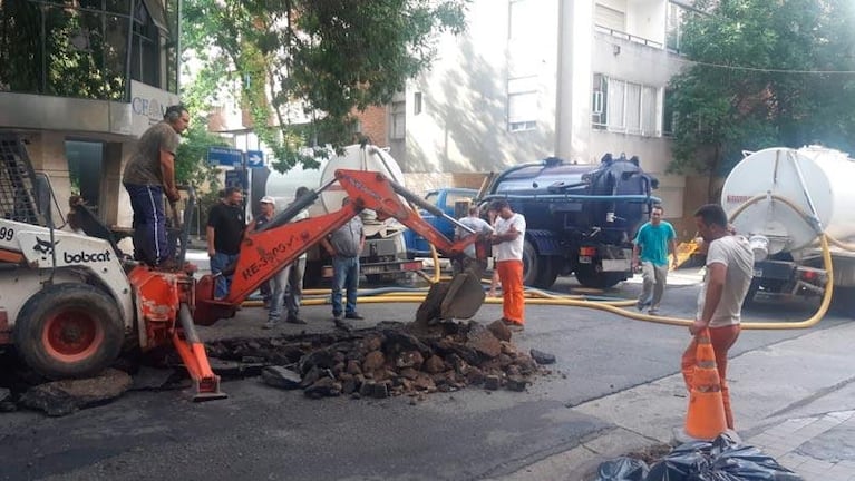 Se inundó un edificio con 180 mil litros de agua cloacal en Nueva Córdoba