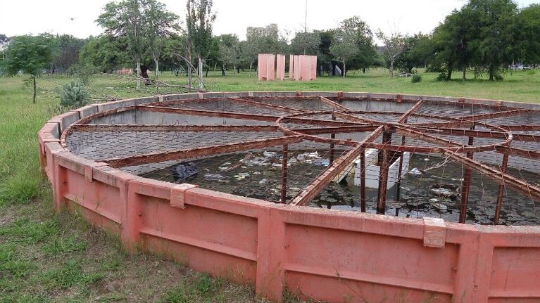Se juntó todo tipo de basura.