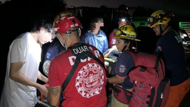 Se lesionó haciendo senderismo en Mina Clavero y debieron rescatarla los bomberos