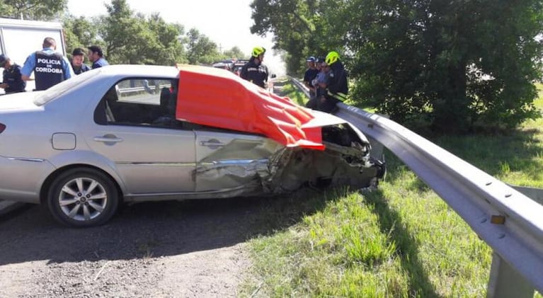 Se pasó de largo y cayó al río Suquía