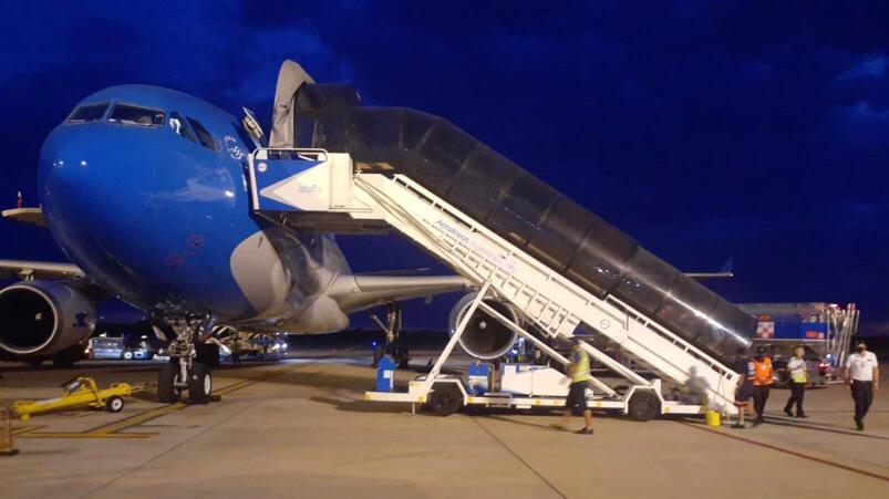 Se prevé que el avión llegue a suelo argentino el jueves al mediodía.