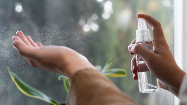 Se pueden crear aromatizantes naturales para quitar el mal olor.