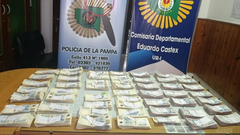 Se quedó con 90 millones de pesos que encontró en una mochila abandonada. Imagen: gentileza Diario Uno.