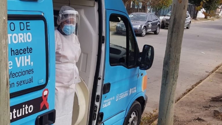 Se realizan testeos masivos en dos barrios de Córdoba por un nuevo brote de coronavirus.