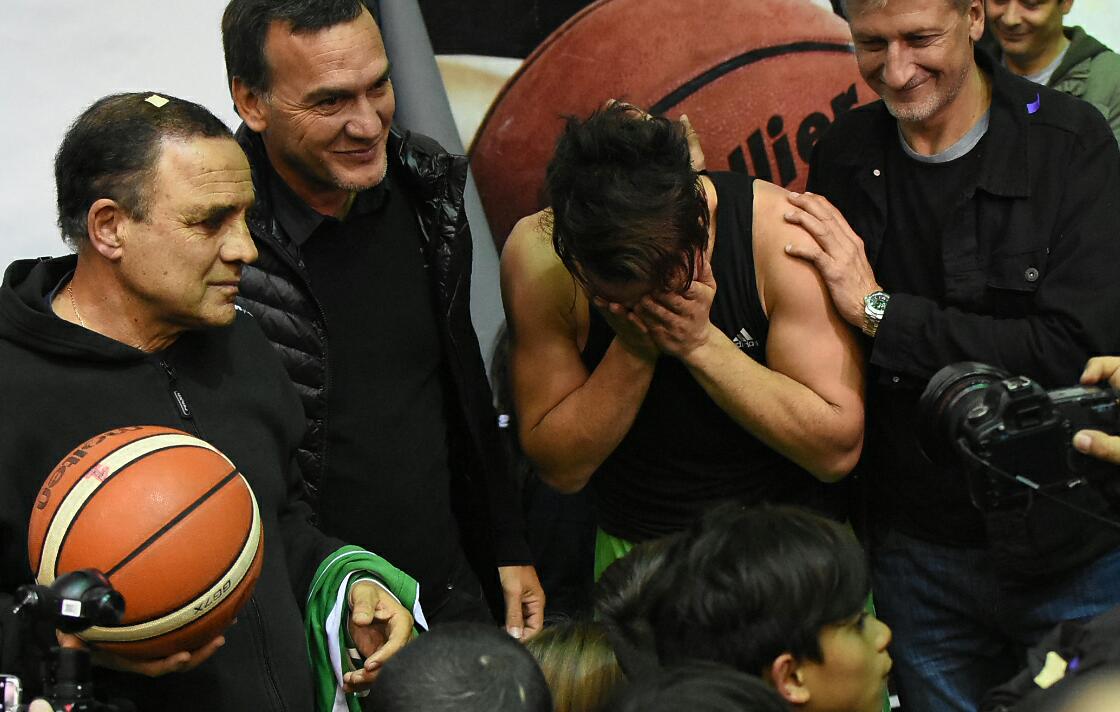 Se retiró uno de los grandes del más grande. Foto: Lucio Casalla / ElDoce.tv