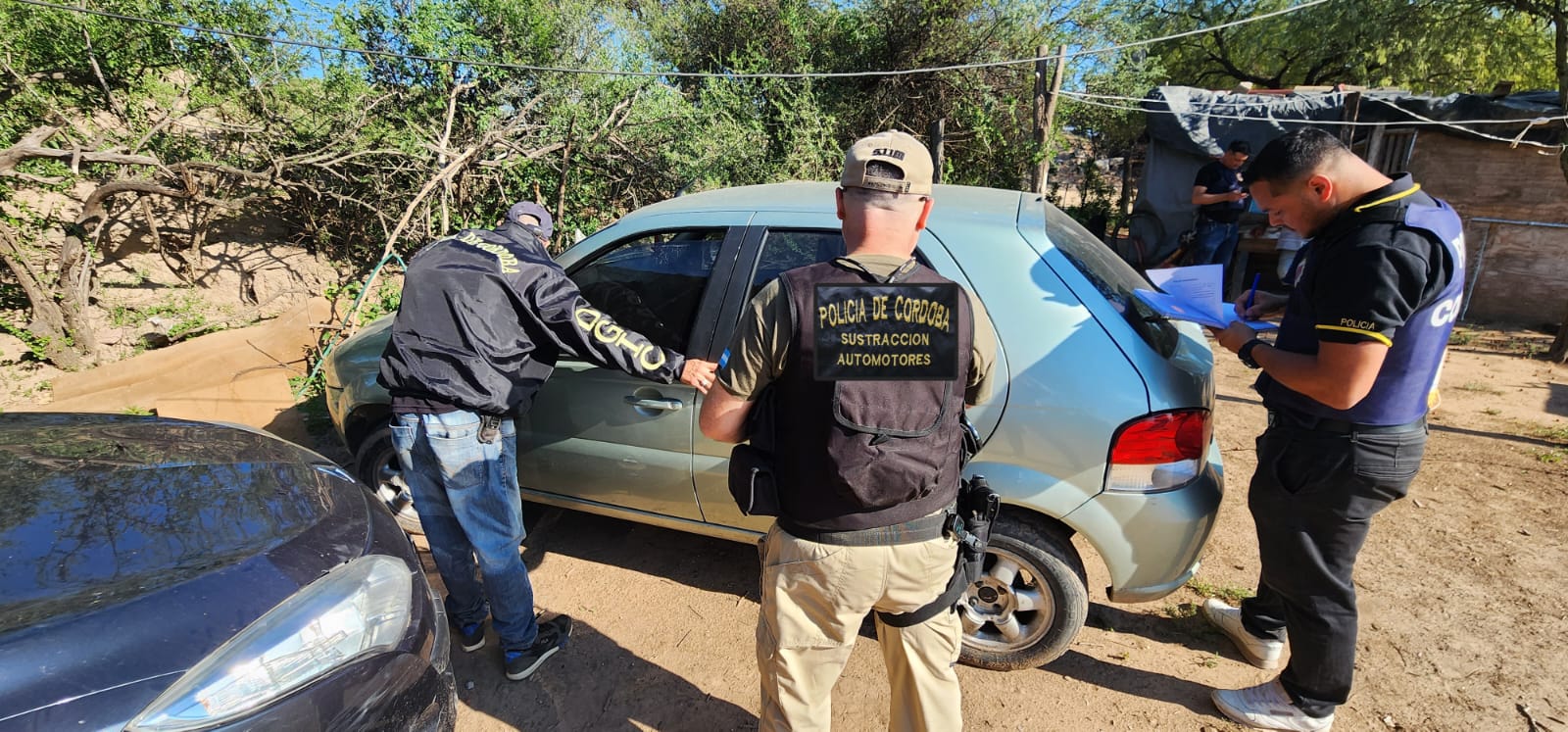 Se secuestraron dos autos.