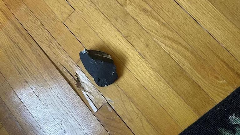 Se supo el origen del meteorito que atravesó el techo de una casa