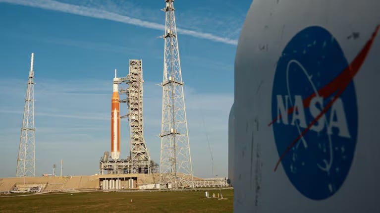 Se trata del primer vuelo tripulado al espacio profundo de la Luna.