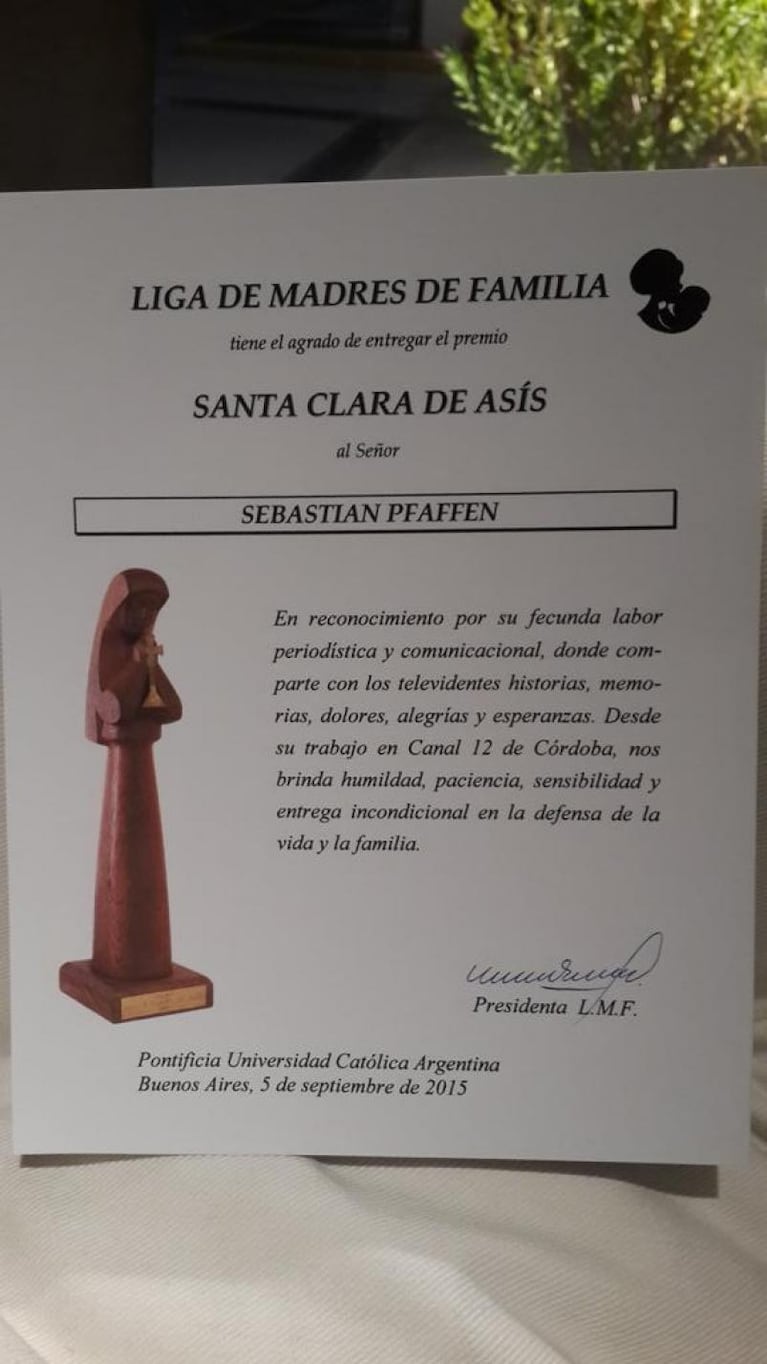 Sebastián Pfaffen recibió el Premio Santa Clara de Asís