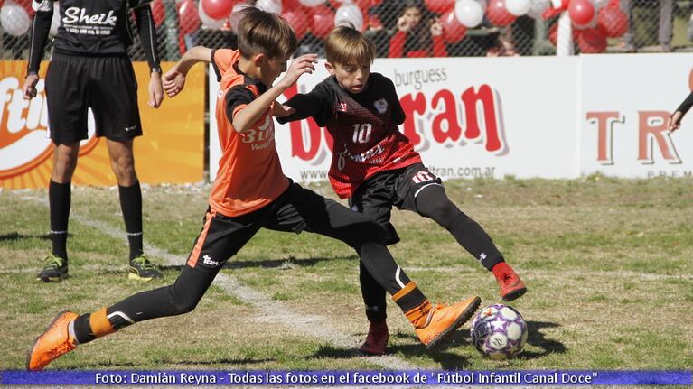 Sebastián Raggi venció 3-2 a Escuelas Pías.