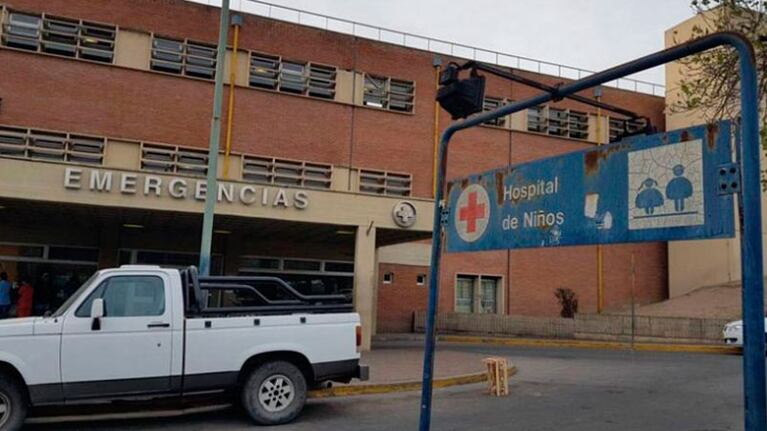 Según la mujer, el alacrán la atacó dentro del hospital.