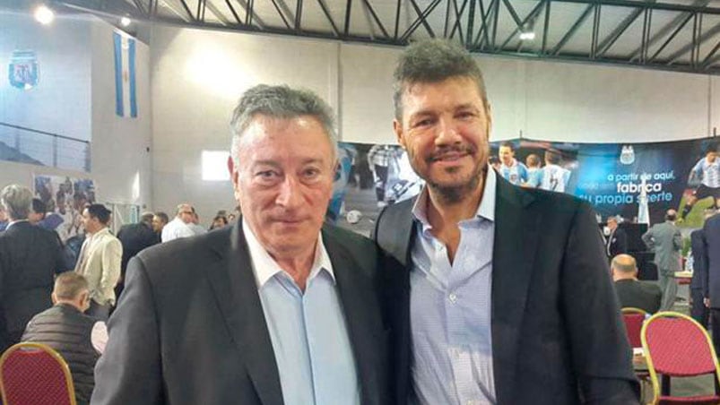 Segura y Tinelli posaron juntos para la foto.