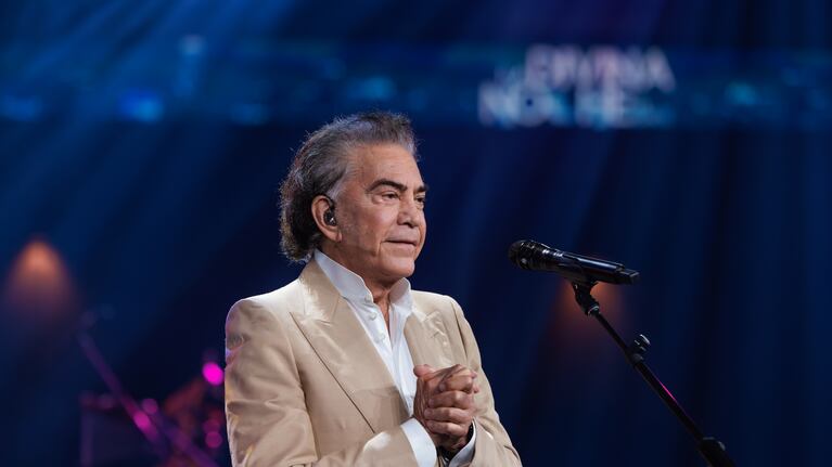 Sensaciones a flor de piel con la canción del Puma Rodríguez, "Agradecido" que interpretó en el final del segundo programa de La Divina Noche de Dante en eltrece.