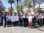 Sentada pacífica de comerciantes en la Plaza San Martín