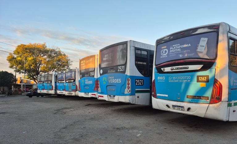 Servicio de transporte resentido por asambleas en UTA.