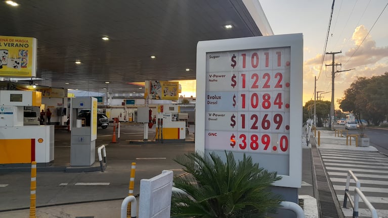 Shell aumentó el precio de la nafta en Córdoba.