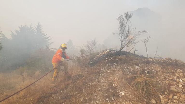 Si bien llovió poco, fue un gran alivio para los incendios.