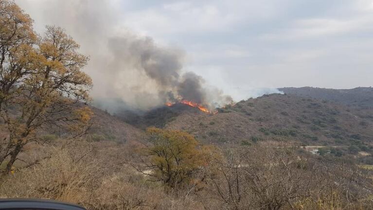 Sigue la lucha contra los incendios: el panorama en las sierras