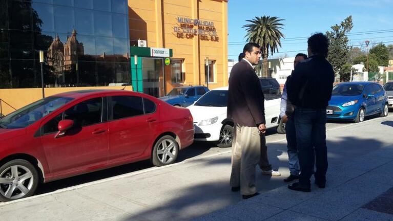 Sigue prófugo el intendente de Cruz del Eje