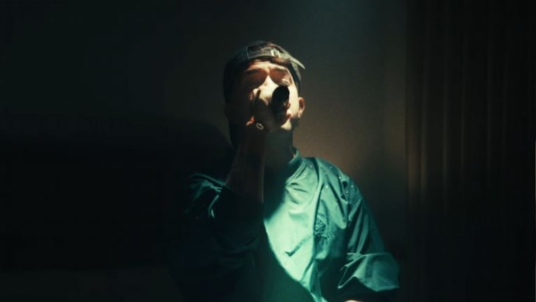 Simón Aguirre lanzó una canción de su puño y letra.