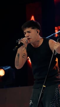 Simón Aguirre repite la fórmula y volvió a revivir un clásico de la bachata