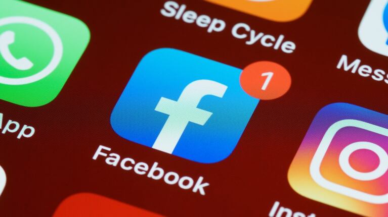Sin WhatsApp, Facebook ni Instagram: los mensajes oficiales sobre la caída