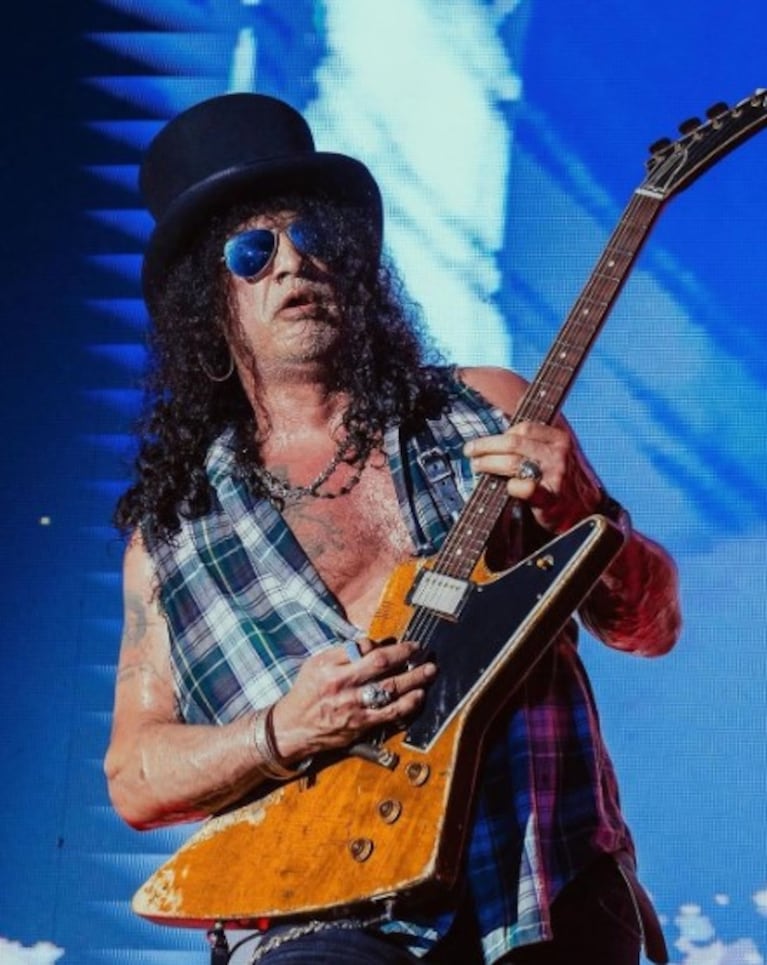 Slash deslumbró con su show en el Cosquín Rock.