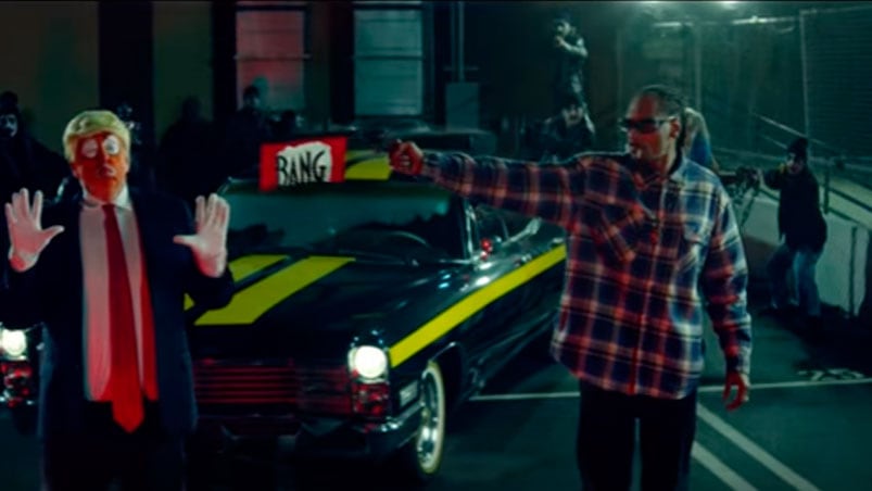 Snoop Dogg le pega un tiro a Trump en su nuevo tema.