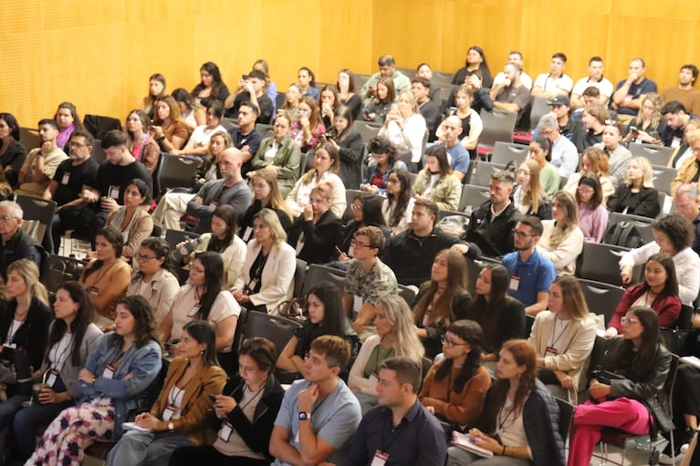 Social Media Day Córdoba: IA, redes, social commerce, marketing y medios en una jornada intensiva aprendizaje