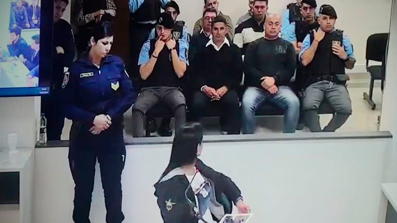 Soledad Laciar miró a los ojos a los policías. Foto: La Voz. 