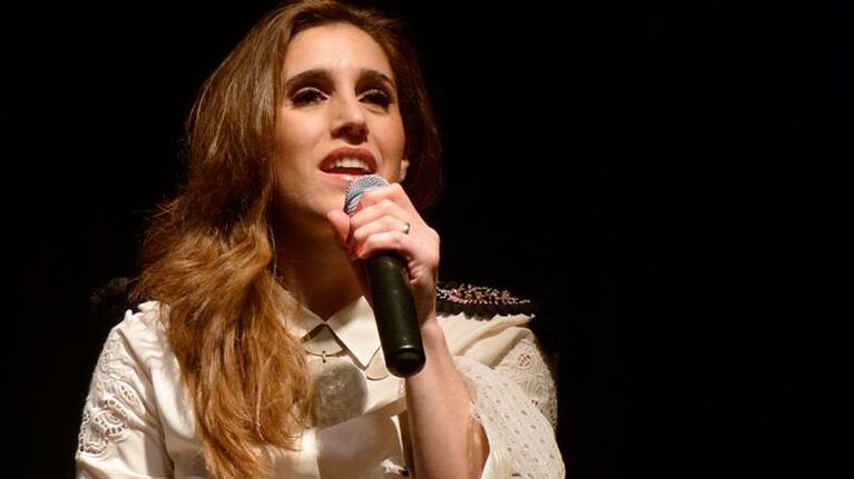 Soledad se presentó en Arequito por sus 20 años de carrera en la Fiesta Nacional de la Soja.