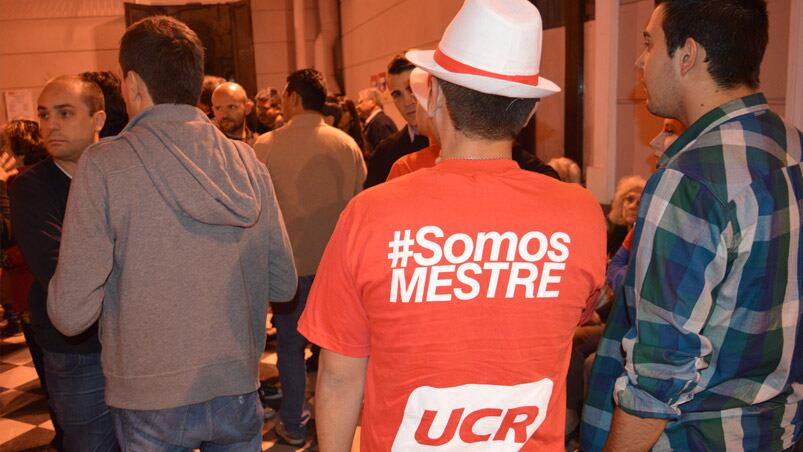 Somos Mestre, el mensaje en una remera. Foto: Lucio Casalla.