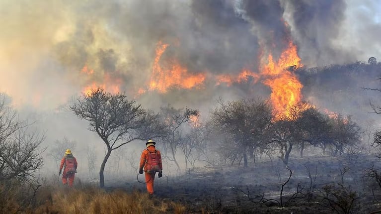 Son días ventosos y hay riesgo extremo por incendios en la provincia.